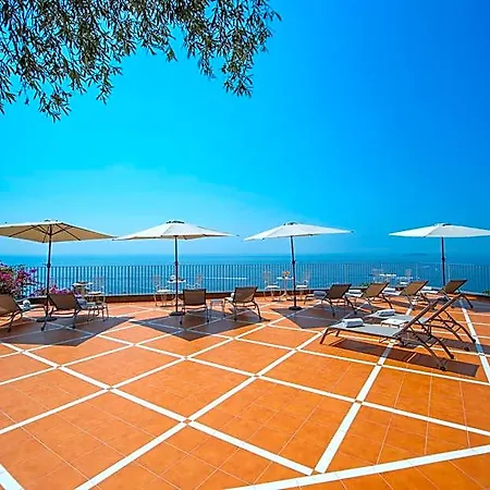 Al Barilotto Del Nonno 3* Positano